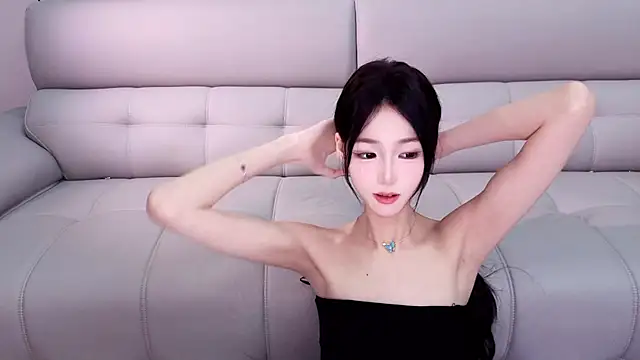 Tiantian9191 色情直播秀