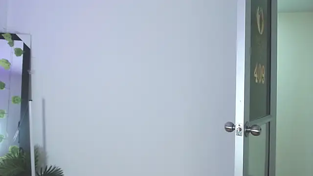 חדר צ'אט בשידור חי של Disyamil_Pineda
