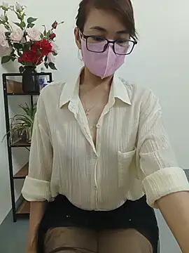 غرفة دردشة Lucky_girl_888_ المباشرة