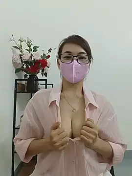 Lucky_girl_888_'s Live Chat Room