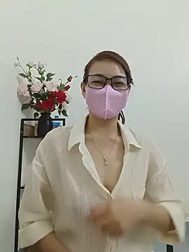 Lucky_girl_888_ Adlı Modelin Canlı Sohbet Odası