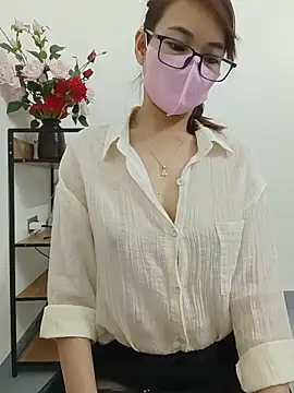 Lucky_girl_888_ чат на живо