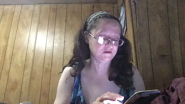 milfmichelle69's Live Chat Room