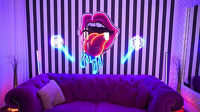 LittleJulii – live chatrum