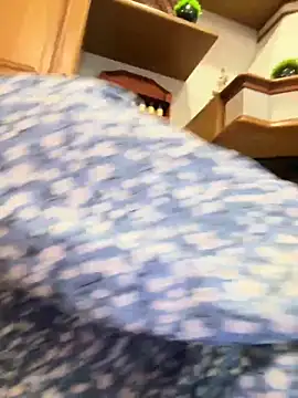 Živá chatovací místnost RedheadQueen_