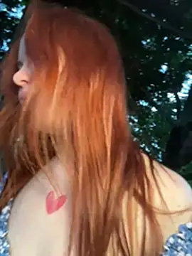 Chat ao vivo de RedheadQueen_