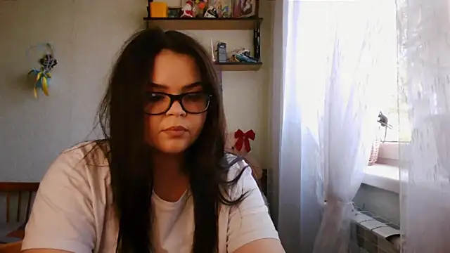 ElizaMoon01__ Live chatroom
