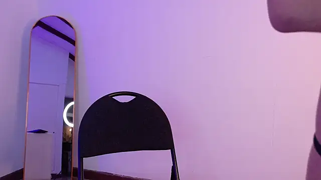 CathMeow_ Chat Room in diretta