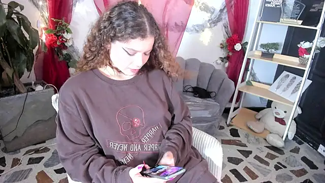 AphroditeSweett's Live Chat Room