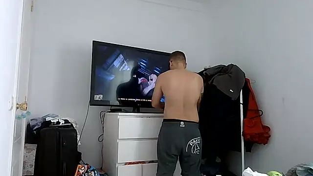 yanick931's Live Sex Cam Show