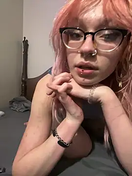 simplyobsessedwher's Live Chat Room