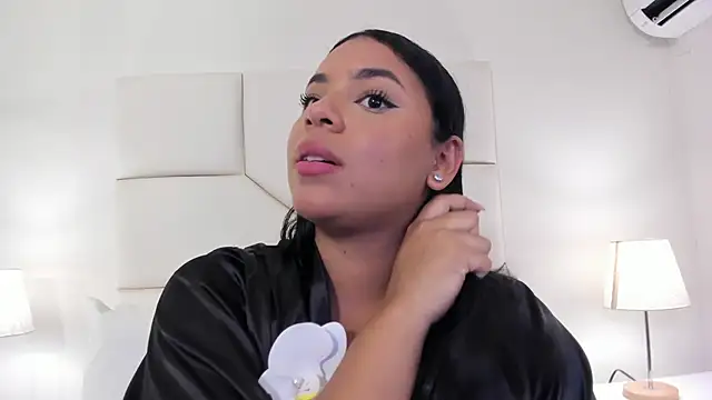 lilly_williamss Adlı Modelin Canlı Sohbet Odası