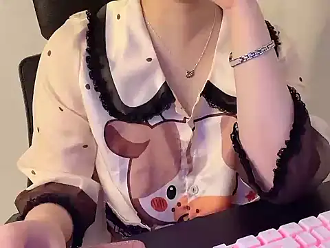 Živá chatovací místnost hunhun122