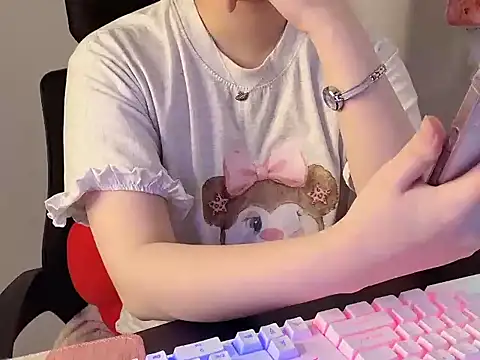hunhun122 – live chatrum