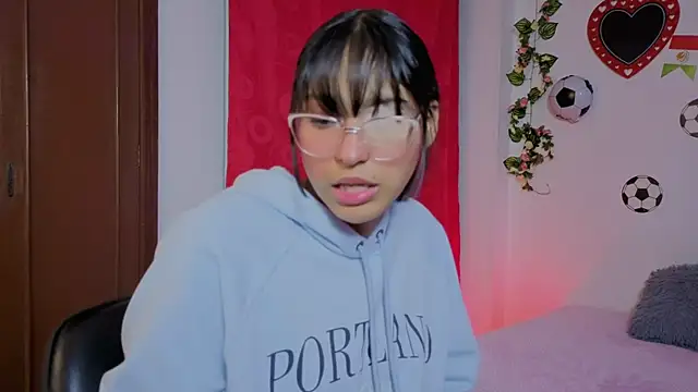 Živá chatovací místnost PaulaCutexs