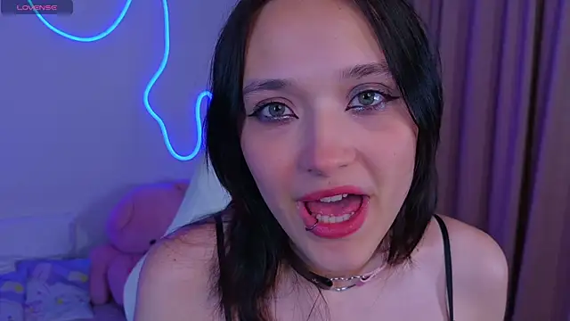 DarcyBlackwood Adlı Modelin Canlı Sohbet Odası