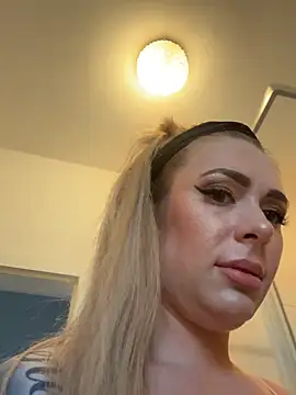 Sala de chat ao vivo de SelinaGalinsky6