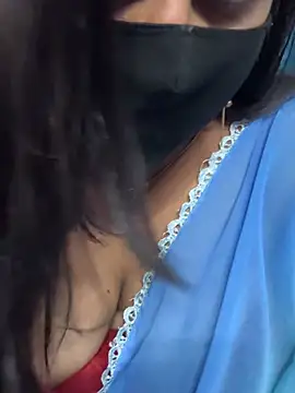 Hot_Girl_Aishwariya Adlı Modelin Canlı Sohbet Odası