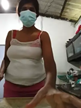 ห้องแชทสดของ Amisha-35