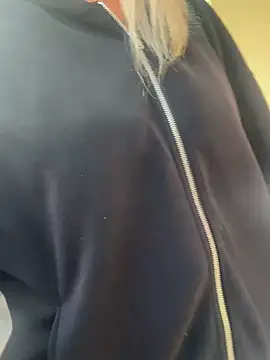 Chat ao vivo de AtomBlondy