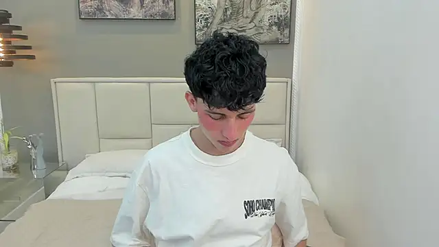 thom_ames – Naživo kamerová sex šou 