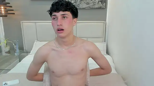thom_ames Live Sex Cam Show
