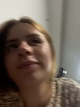 חדר צ'אט בשידור חי של Jouemandannie
