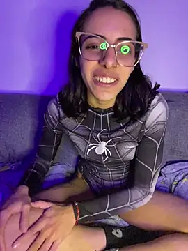 Sala de chat ao vivo de Poison_Ivy_29