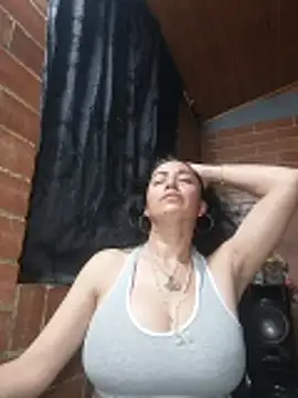 חדר צ'אט בשידור חי של Alexandrina