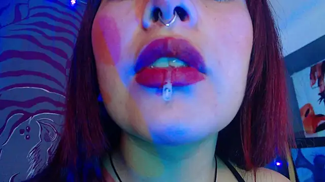 Regina_Iris – live chatrum