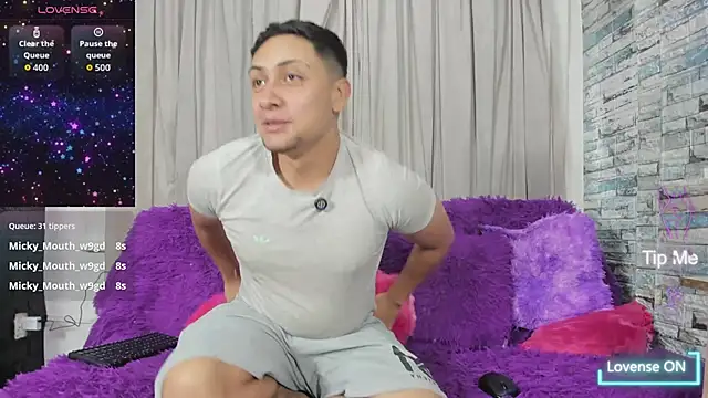 NoahAndBunny – Naživo chatovacia miestnosť