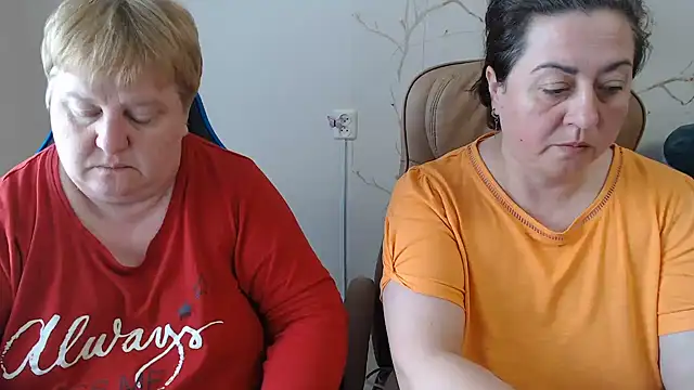 Chat ao vivo de Lindy-Jeanie