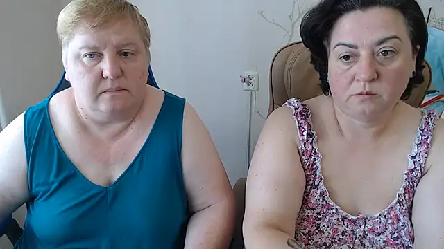 Lindy-Jeanie Adlı Modelin Canlı Seks Kamerası Şovu