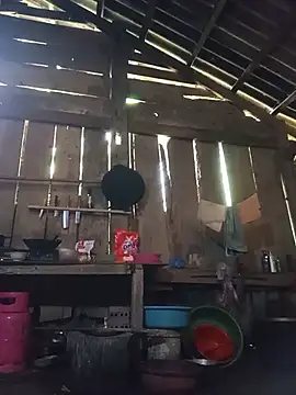 Živá chatovací místnost Heli_pusy