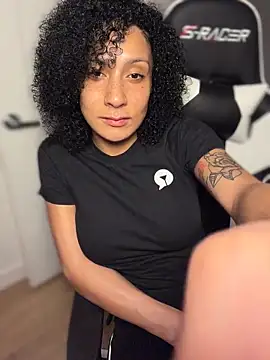 FerrariFrench Live seks camshow