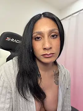 FerrariFrench live sex-cam show