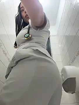 Živá chatovací místnost MiaCamille_
