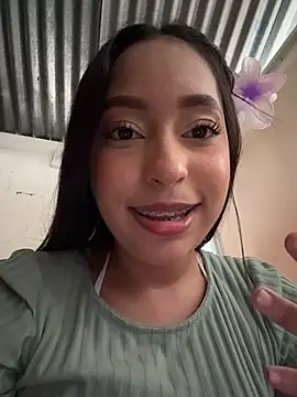 MiaCamille_ Live Chatraum