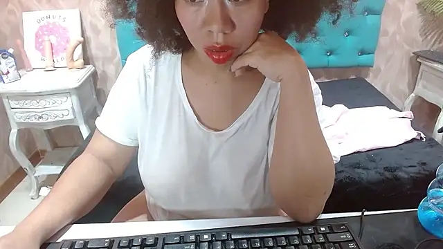 KeniaLovex 실시간 채팅방