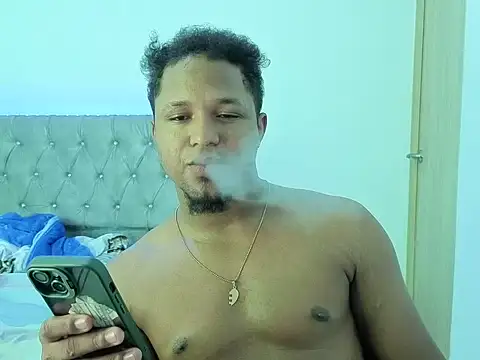 Sala de chat ao vivo de estrellajunior