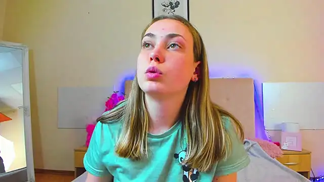 MelanieCuty Cameră chat live
