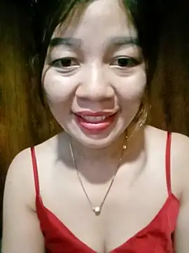 Yiyi102300 – live chatrum