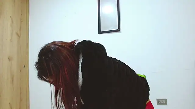 Emily_Lopera чат на живо