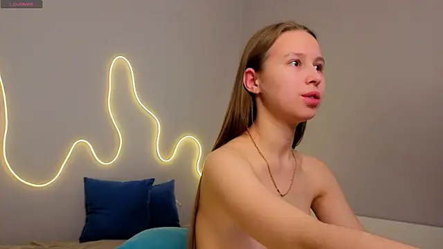 Emma_dream_'s Live Chat Room
