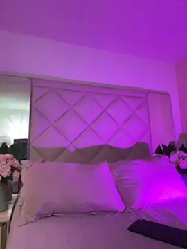 Phòng Chat Trực Tiếp AliciaRoux