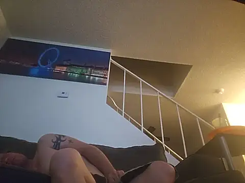 yourMasterisBored Live Chatraum