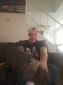 yourMasterisBoredn Live chat-huone
