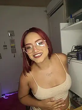 Alejitha-23 Adlı Modelin Canlı Sohbet Odası
