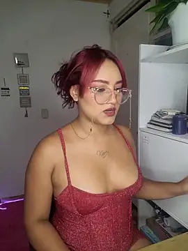 Alejitha-23's Live Chat Room