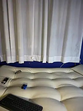 Chat soba uživo modela SamaraDesire